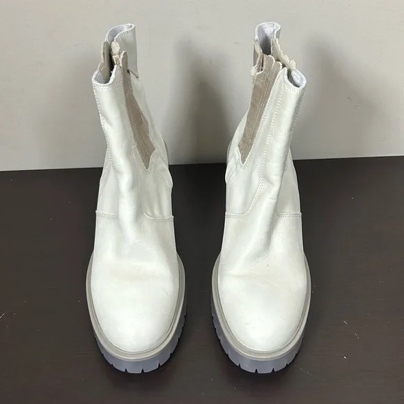 FREE People James Chelsea Boot Leather Ice platform chunky 39.5 US 9 NEW